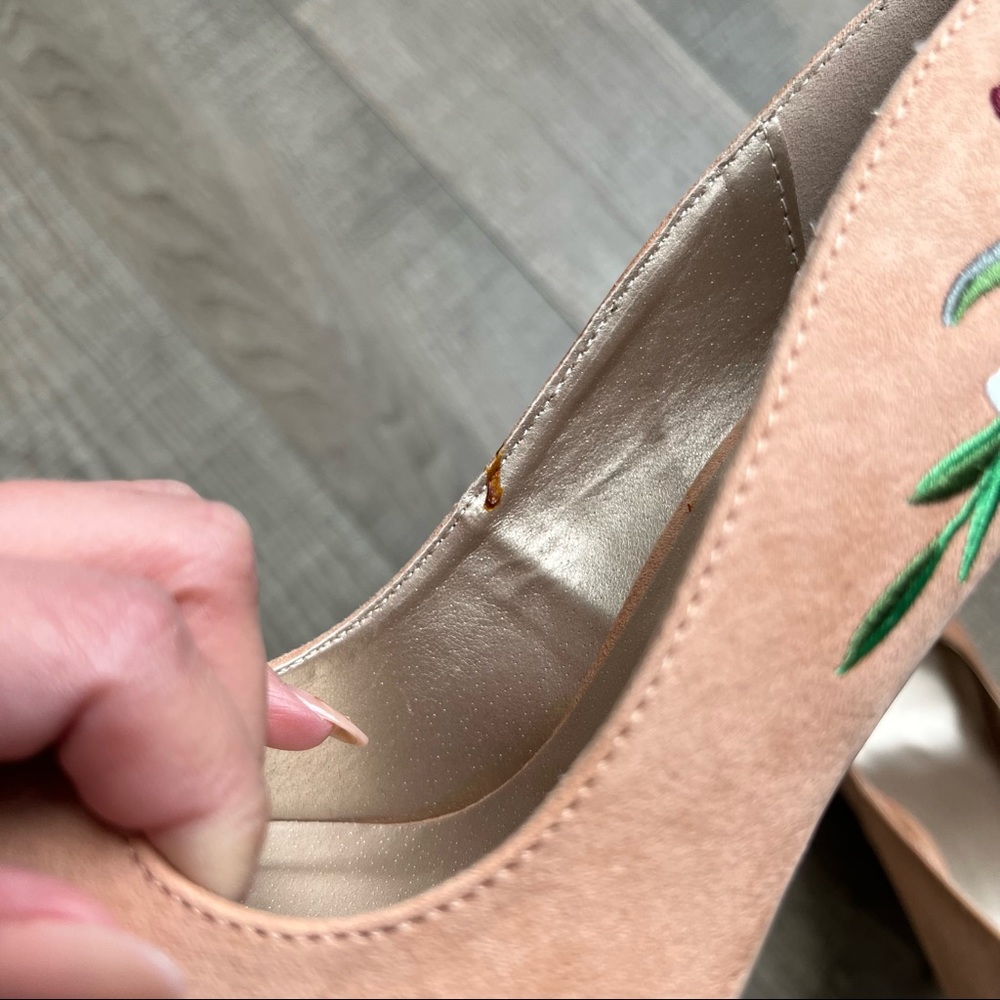 Nude heels - Picture 7 of 10